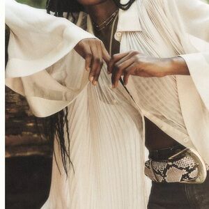 Elegant antropologie cream Blouse with Flared Sleeves L (mix15)